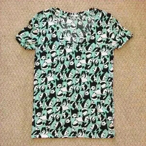 Urban Outfitters vneck tee